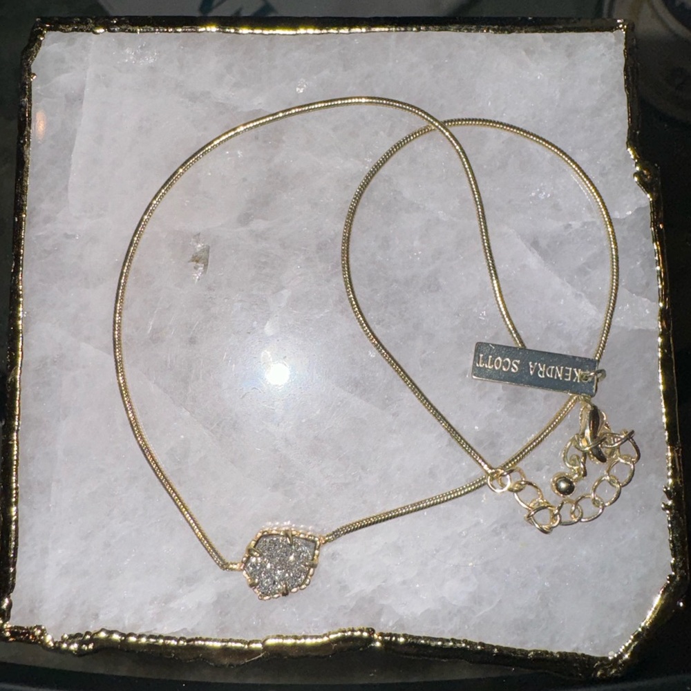 Kendra Scott - Mara Tess Necklace (retired)